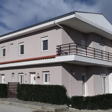 Apartment Virgin Rocks 1 *